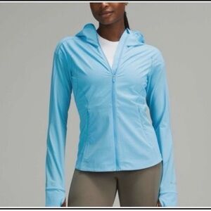 lululemon athletica Mist over Windbreaker - Kayak Blue